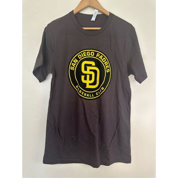 San Diego Padres Baseball Club Yellow Black Brown Short Sleeve Tee Size Small - Picture 1 of 3